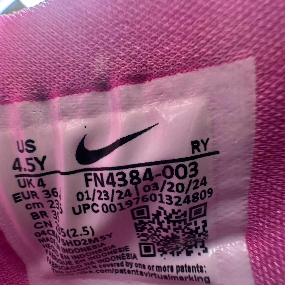 Nike Basketball Shoes 4.5Y Black Pink Navy Athletic Sneakers NEW FN4384-003